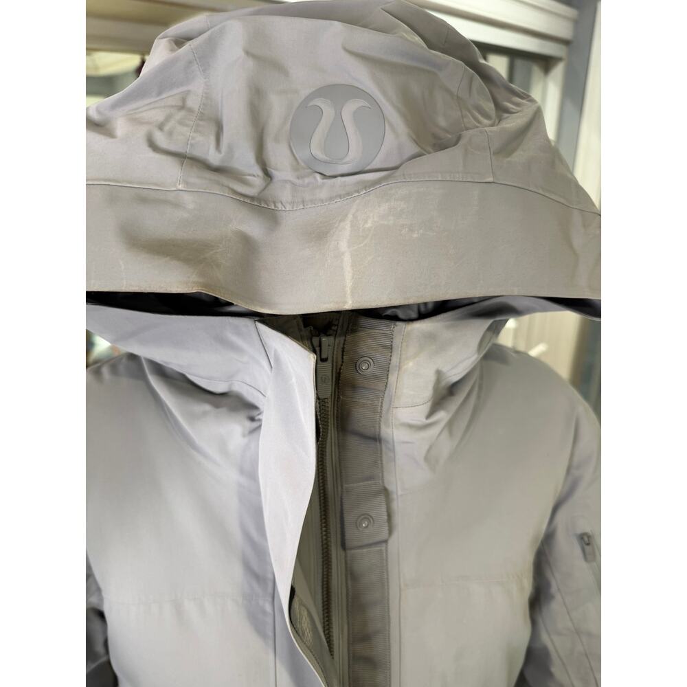 Lululemon Winter Warrior Long Parka - Picture 11 of 16